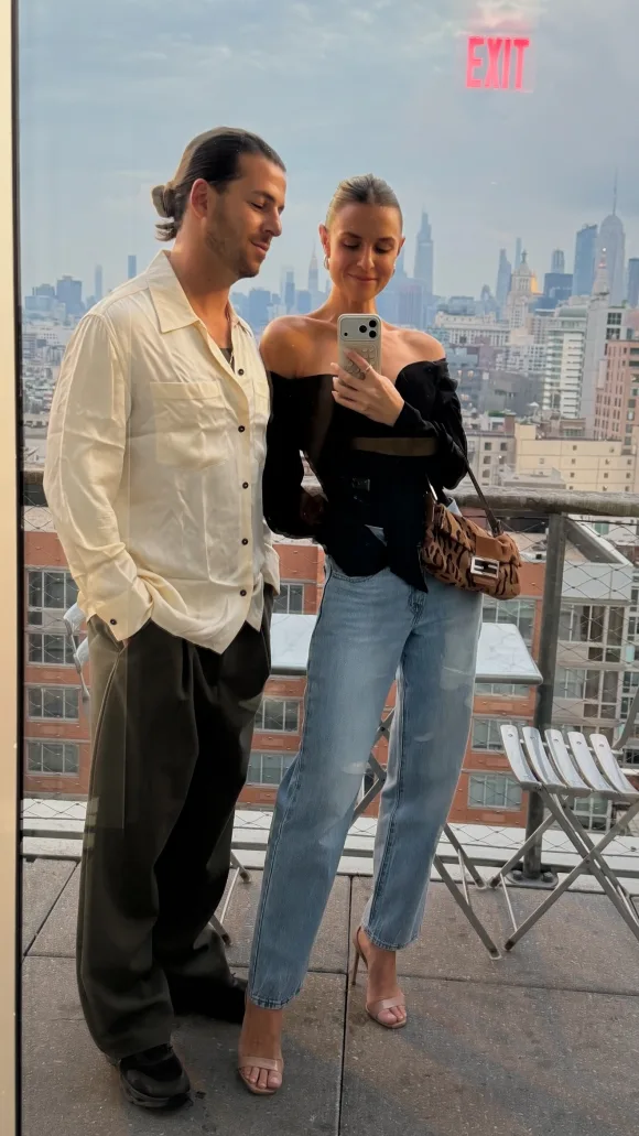 Laura Wontorra und Riccardo Basile