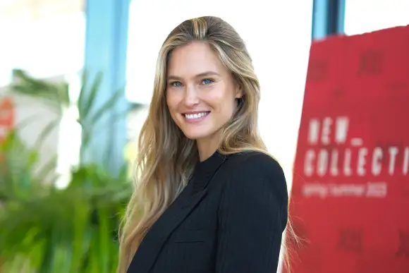 Bar Refaeli