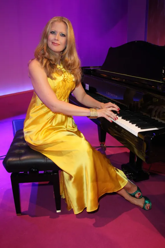 Barbara Schöneberger im Jahr 2011