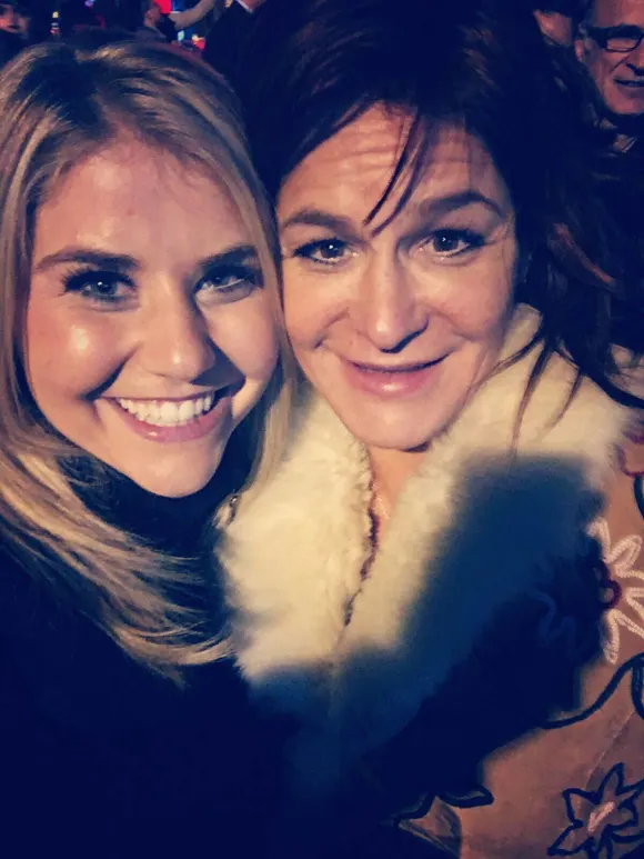 Beatrice Egli gratuliert Andrea Berg