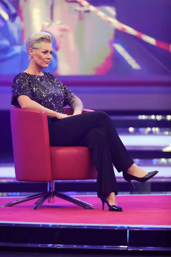 Dr. Carola Holzner setzt sich für medizinische Aufklärung im TV, im Radio, auf Social Media und im echten Leben ein