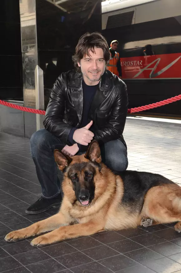 Ettore Bassi spielte in „Kommissar Rex” mit