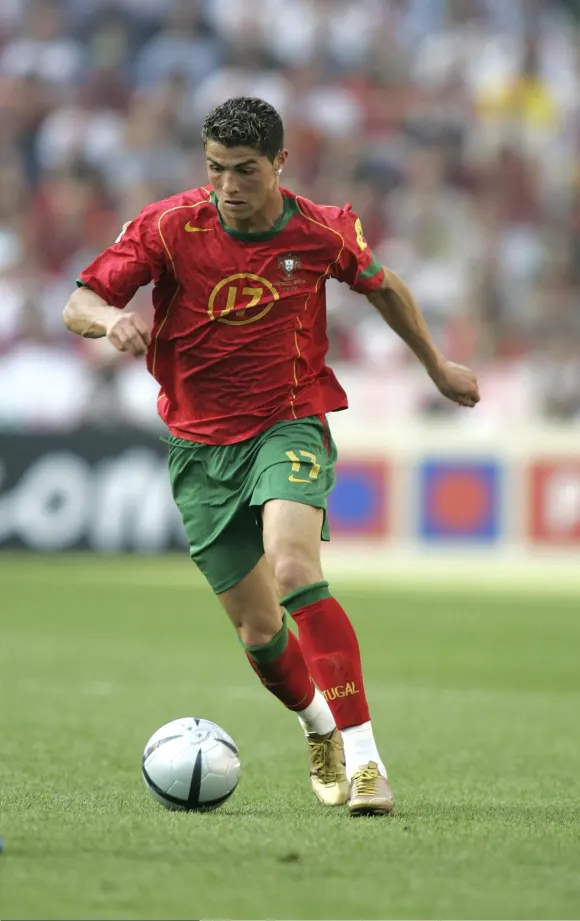 Fussball: EM 2004 in Portugal, POR-GRE