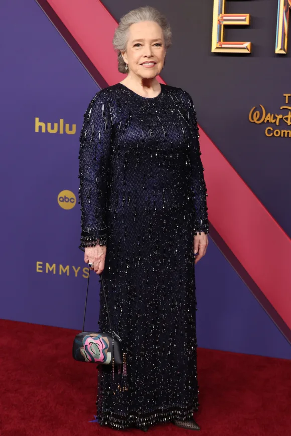 kathy bates emmy gewicht abnahme emotionen look