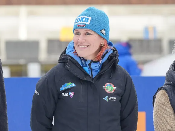 Kati Wilhelm gehört zu den erfolgreichsten Sportlerinnen Deutschlands. Sie ist Weltmeisterin und Olympiasiegerin.