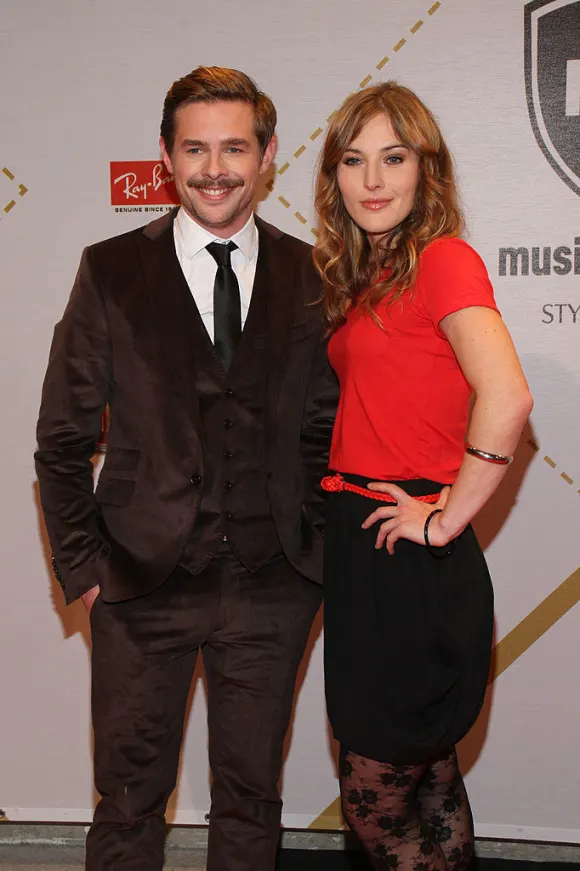 duell um die welt; joko und klaas; joko und klaas duell um die welt; jeannine michaelsen duell um die welt; moderatorin jeannine michaelsen und klaas heufer-umlauf;