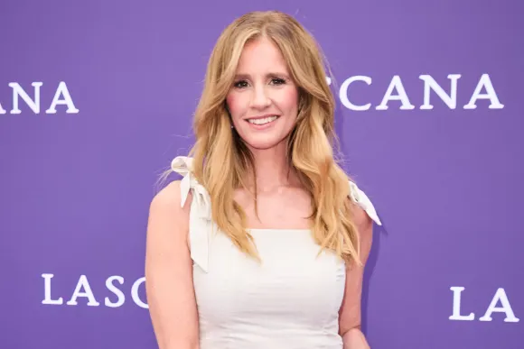 mareile höppner heiß sexy freizügig transparent bluse haut look outfit