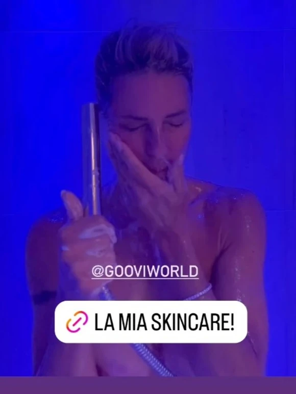 michelle hunziker heiß sexy freizügig dusche haut