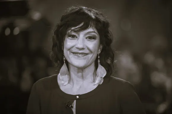 Miriam Pielhau lächelt