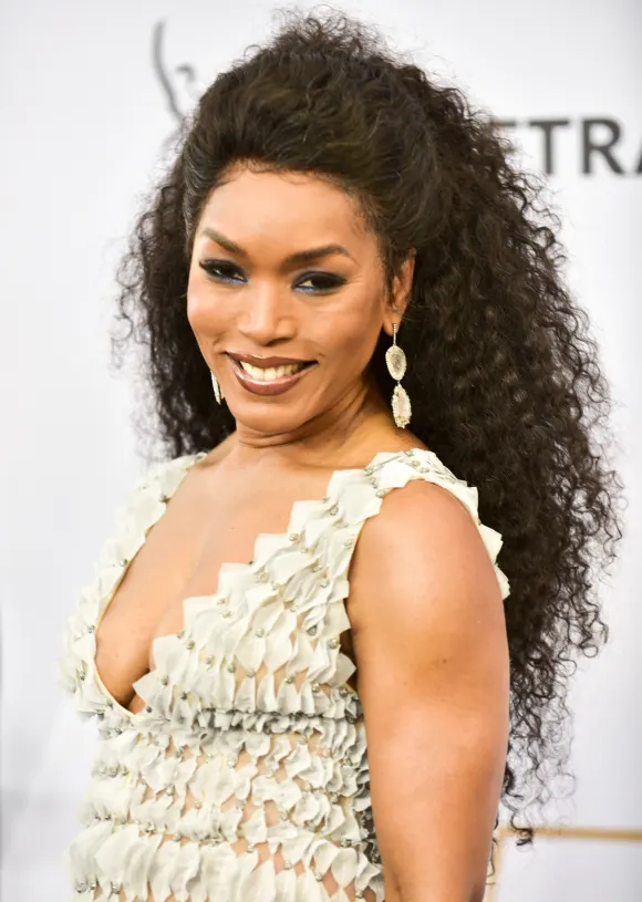 Angela Bassett