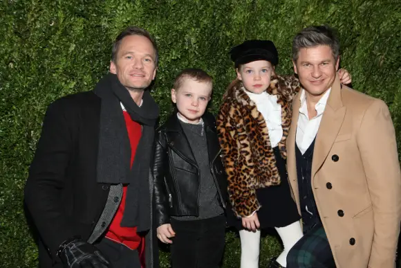 Neil Patrick Harris How I met your mother Star HIMYM Kinder Ehemann David Burtka Gideon Harper