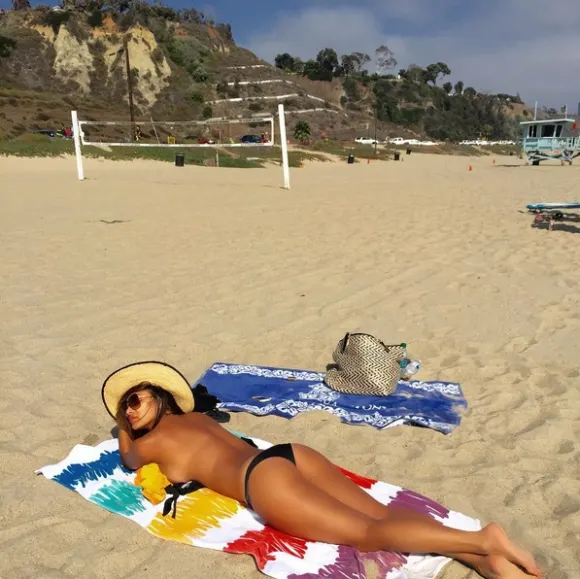 Sexy: Nicole Scherzinger sonnt sich in Malibu