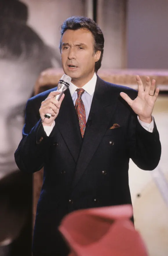 Peter Alexander bei einem Auftritt 1989