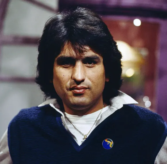 Toto Cutugno Toto Cutugno, italienischer Sänger und Songschreiber, singt bei einem Auftritt in der Show Buona Sera, Ital