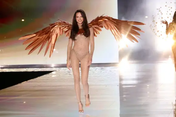 adriana lima victoria's secret