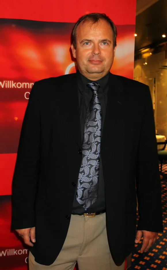 Alexander Skovitan ist der Sohn von Alexandra