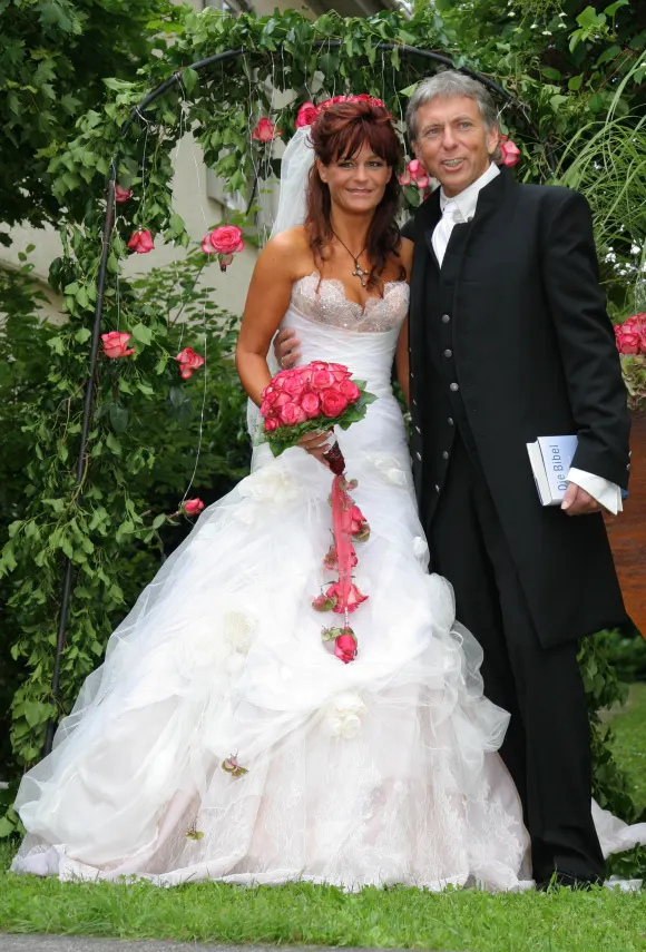 Andrea Berg Hochzeit 27 06 2007 Schlagersaengerin Andrea Berg + ihr Ehemann Ulrich Uli Ferber F