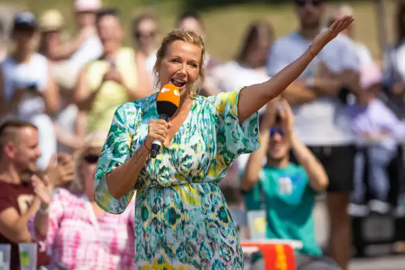 Andrea Kiewel  ZDF Fernsehgarten