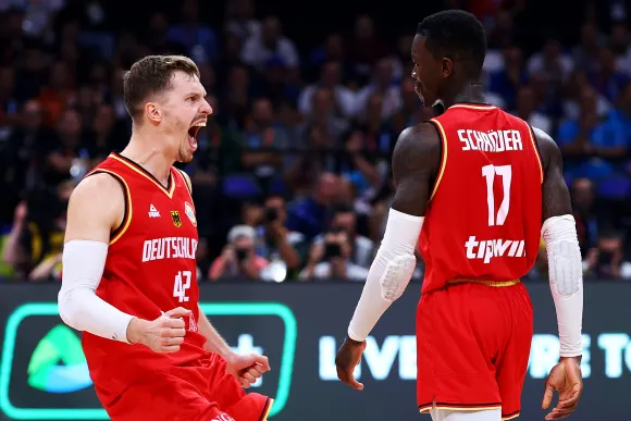 Andreas Obst und Dennis Schröder