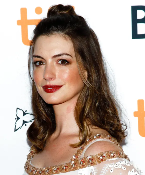 anne hathaway früher heute