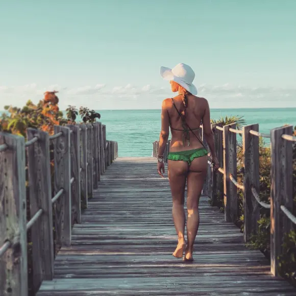 Annemarie Carpendale auf Instagram 2019