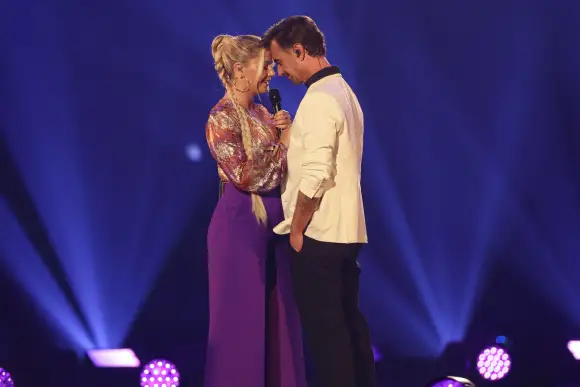 Schlagerbooom 2023 - Alles funkelt! Alles glitzert! am 21.10.2023 in der Westfalenhalle in Dortmund Beatrice Egli und Fl