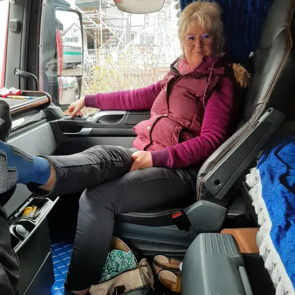 Bettina Lammer ist Star bei den „Trucker Babes“