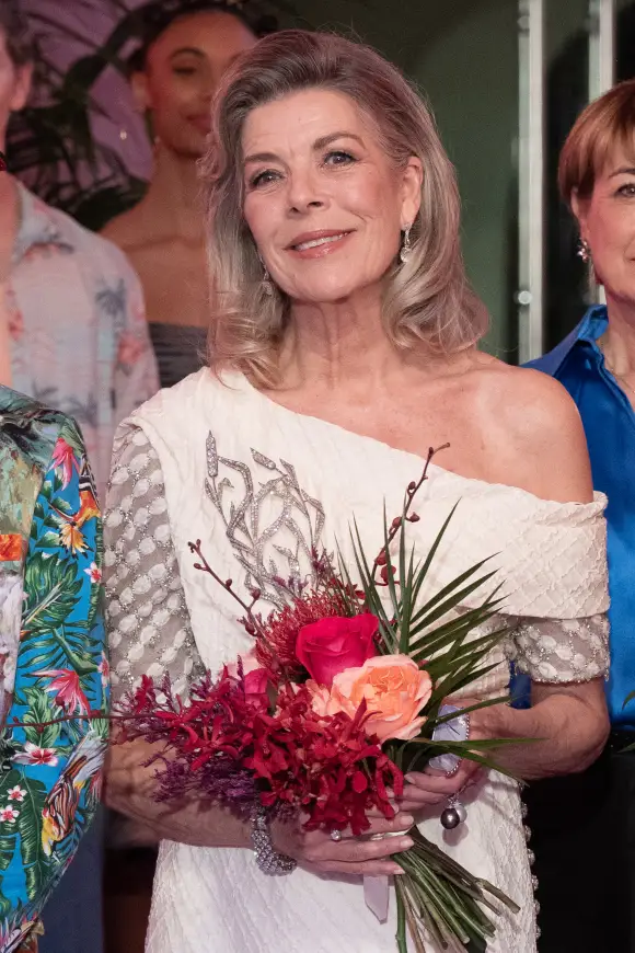 prinzessin caroline verwandlung