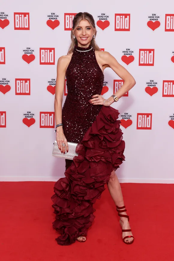 Cathy Hummels bei der "Ein Herz für Kinder" Gala in Berlin