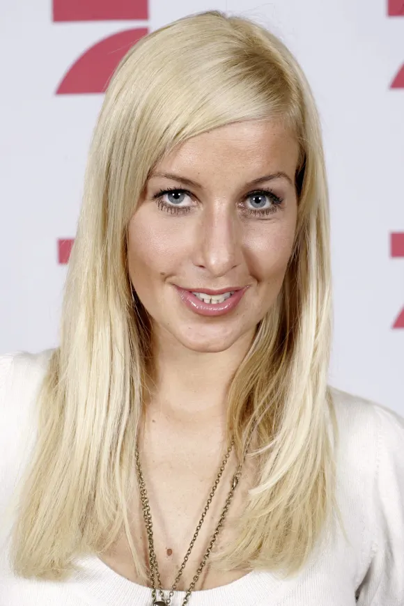 charlotte würdig früher transformation verwandlung