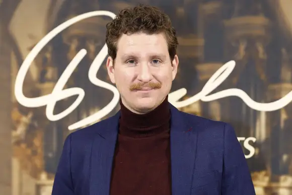 dominik weber tieraerztin dr mertens cast serie