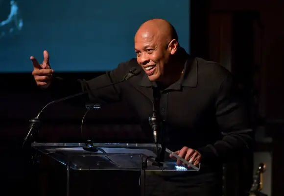 Dr. Dre höchstpersönlich gewann den Dr. Dre Global Impact Award