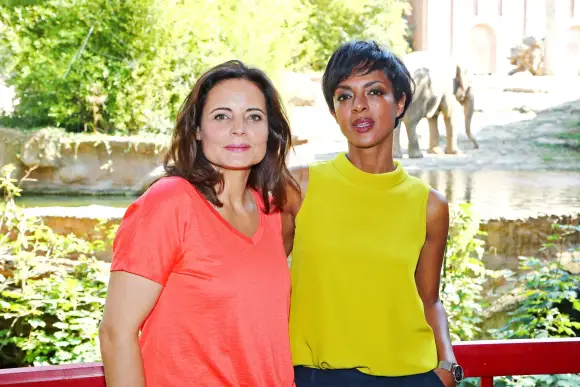 Elisabeth Lanz und Dennenesch Zoudé in „Tierärztin Dr. Mertens“