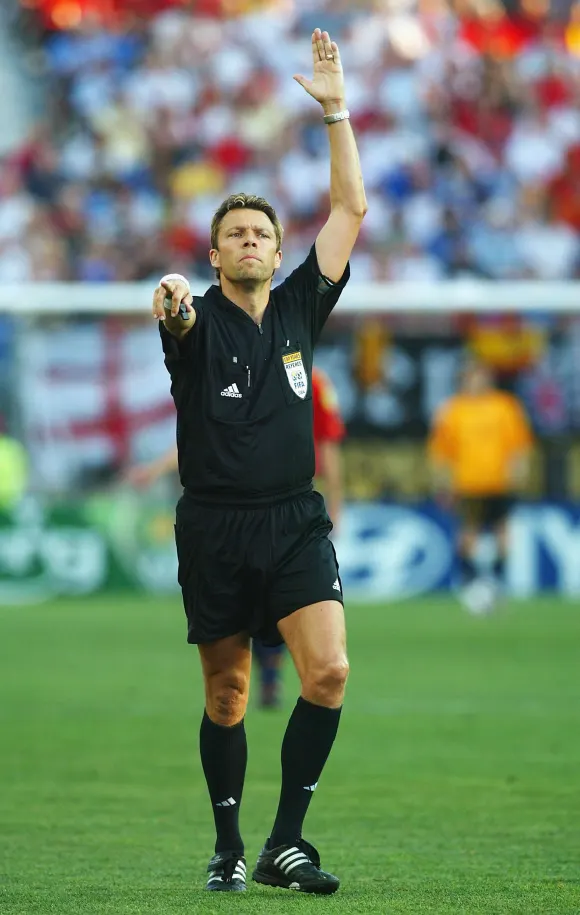 em 2004 schiedsrichter