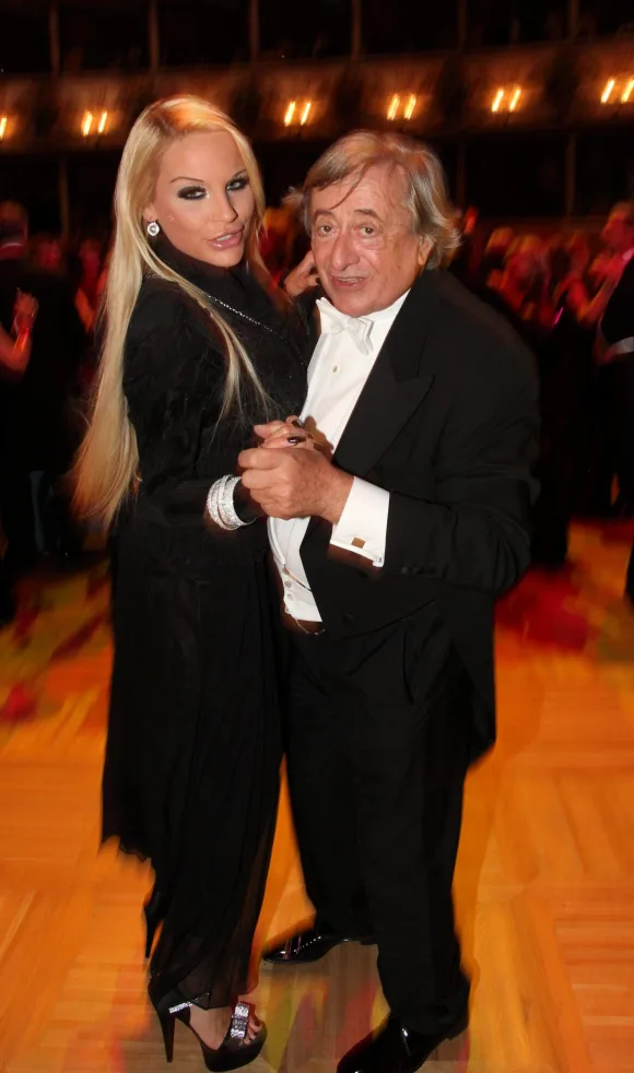 Gina-Lisa Lohfink mit Richard Lugner auf dem Opernball