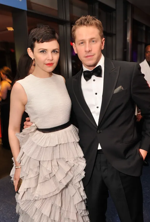 Schwangere Ginnifer Goodwin zusammen mit Mann Josh Dallas