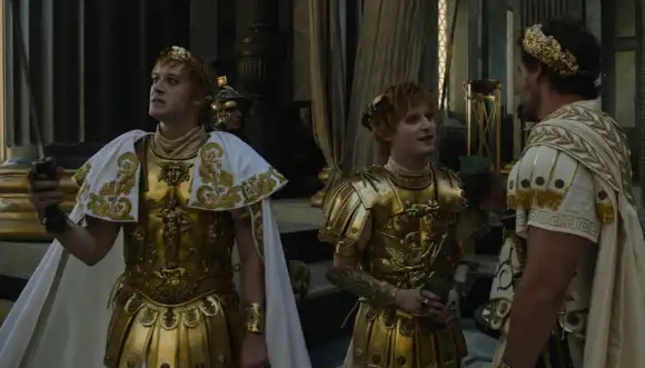 Joseph Quinn, Fred Hechinger und Pedro Pascal in "Gladiator II"