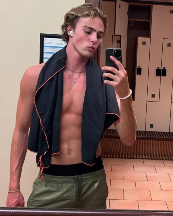 gntm moritz heiß freizügig körper