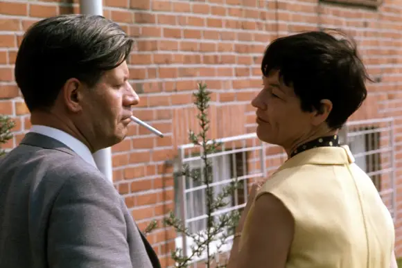 Loki und Helmut Schmidt heirateten 1942. 2010 starb Loki.