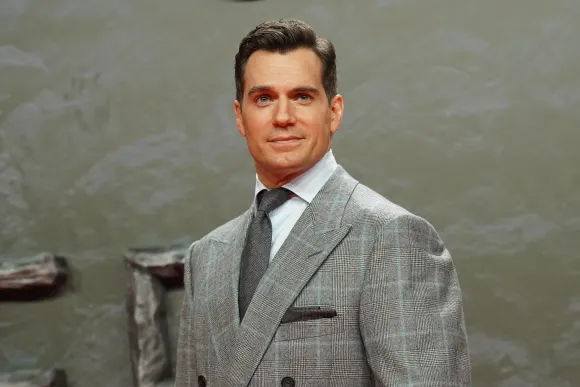 Henry Cavill bei der Premiere der zweiten Staffel von „The Witcher“ am 9. Dezember 2021