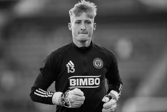 Fußballer Holden Trent ist mit 25 Jahren gestorben