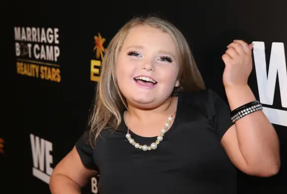 Honey Boo Boo alias Alana Thompson bei der Premiere von „Marriage Boot Camp“ am 19. November 2015