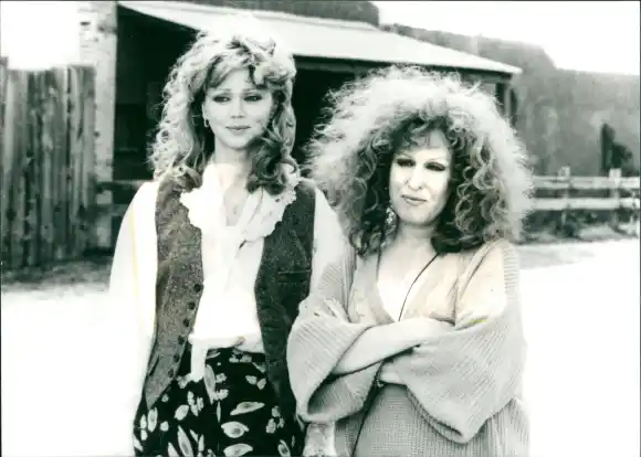 Bette Midler und Shelley Long in „Nichts als Ärger mit dem Typ"