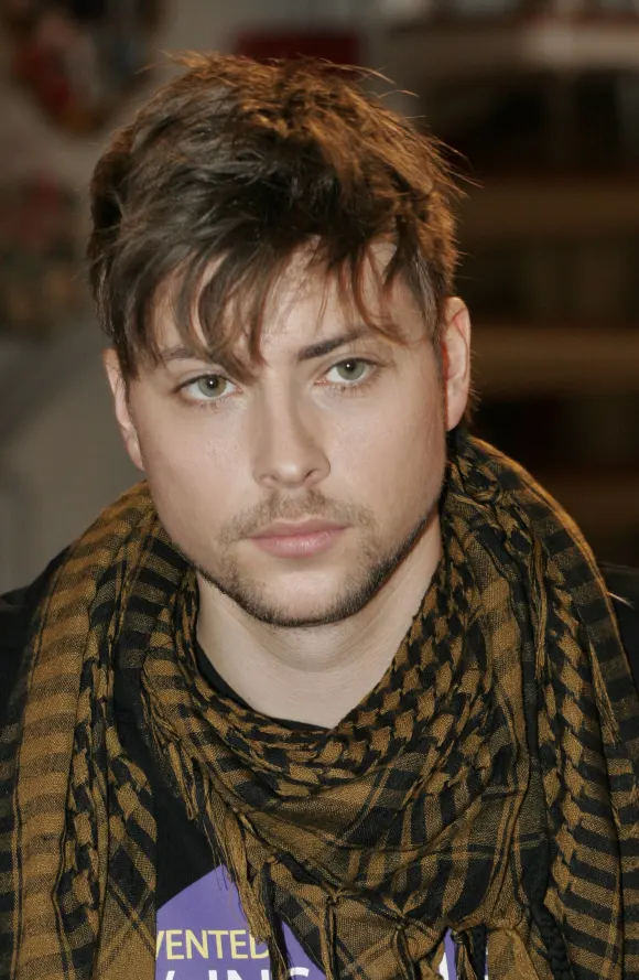 Felix von Jascheroff spielt bei GZSZ seit 2001 den "John Bachmann"