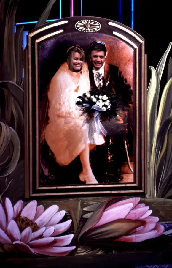 Claudia Schiffer und Günther Jauch bei "Wetten, dass..?" 1998