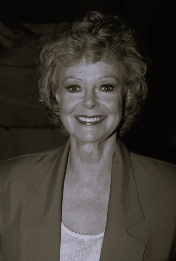 June Lockhart ist im Alter von 100 Jahren verstorben