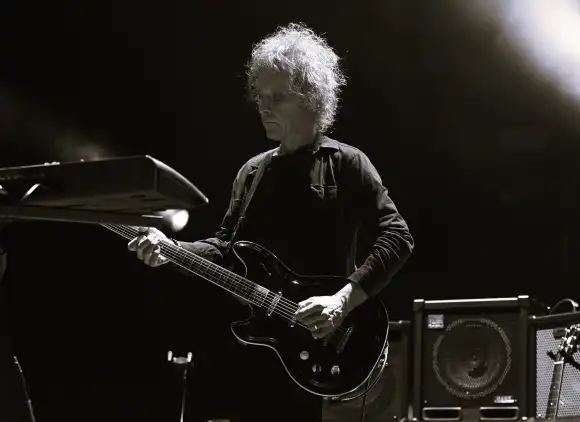 The Cure-Gitarrist Perry Bamonte ist gestorben.﻿