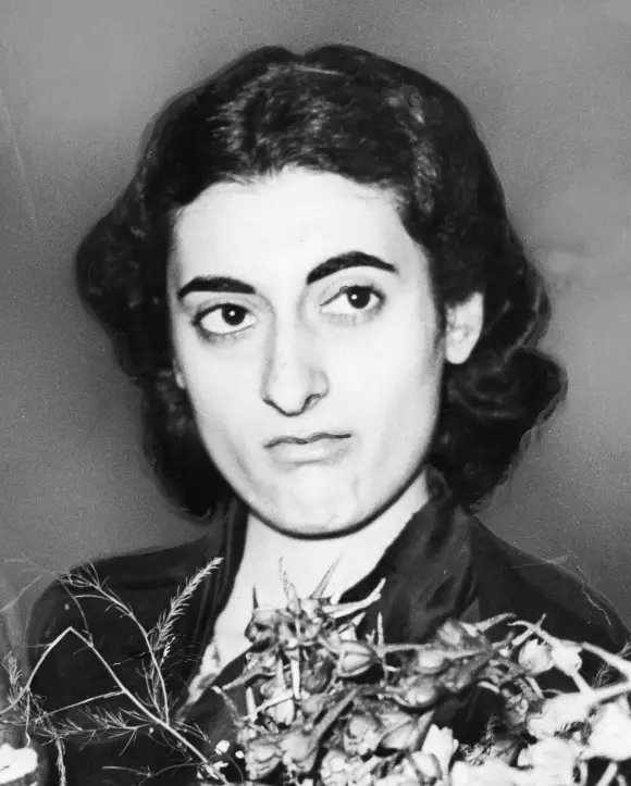 indira gandhi mächtige frau
