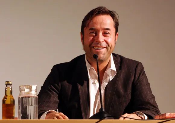 jan josef liefers früher transformation