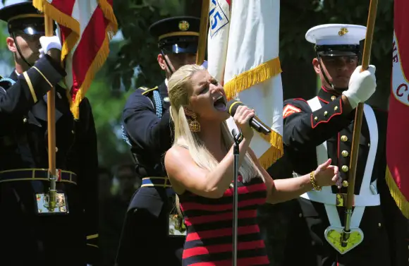 Sängerin Jessica Simpson bei einem Auftritt